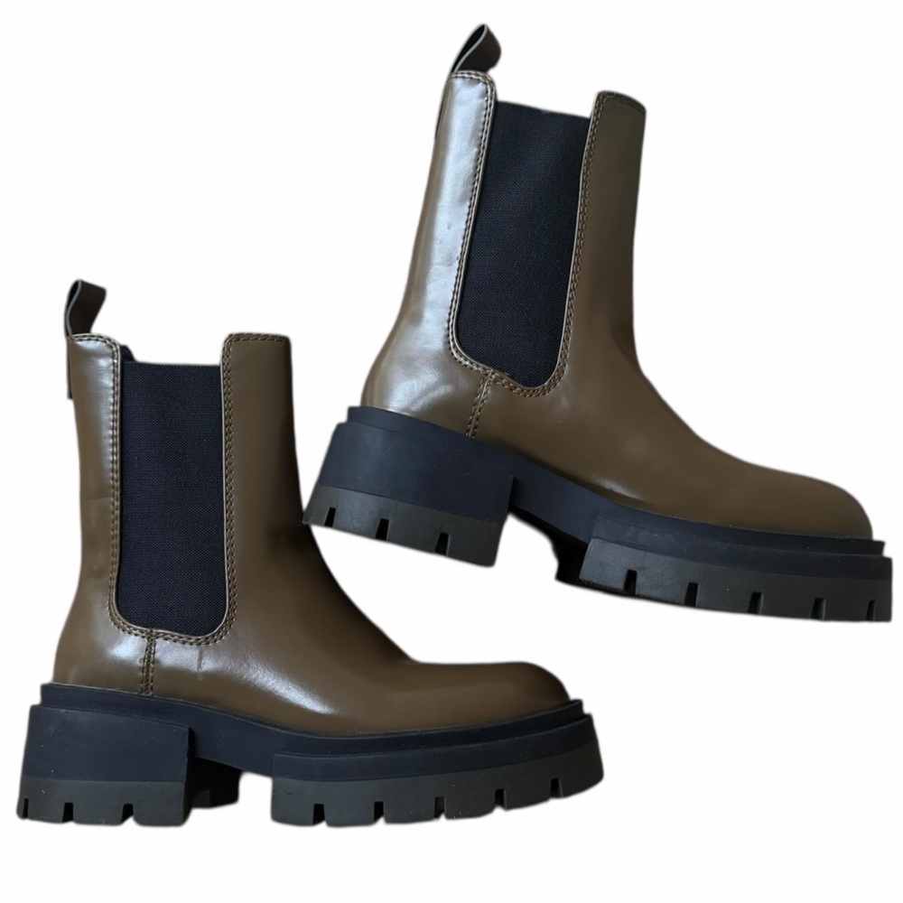 H&M Stylish dark green  Chelsea Boots for Women Size 37/ 7​